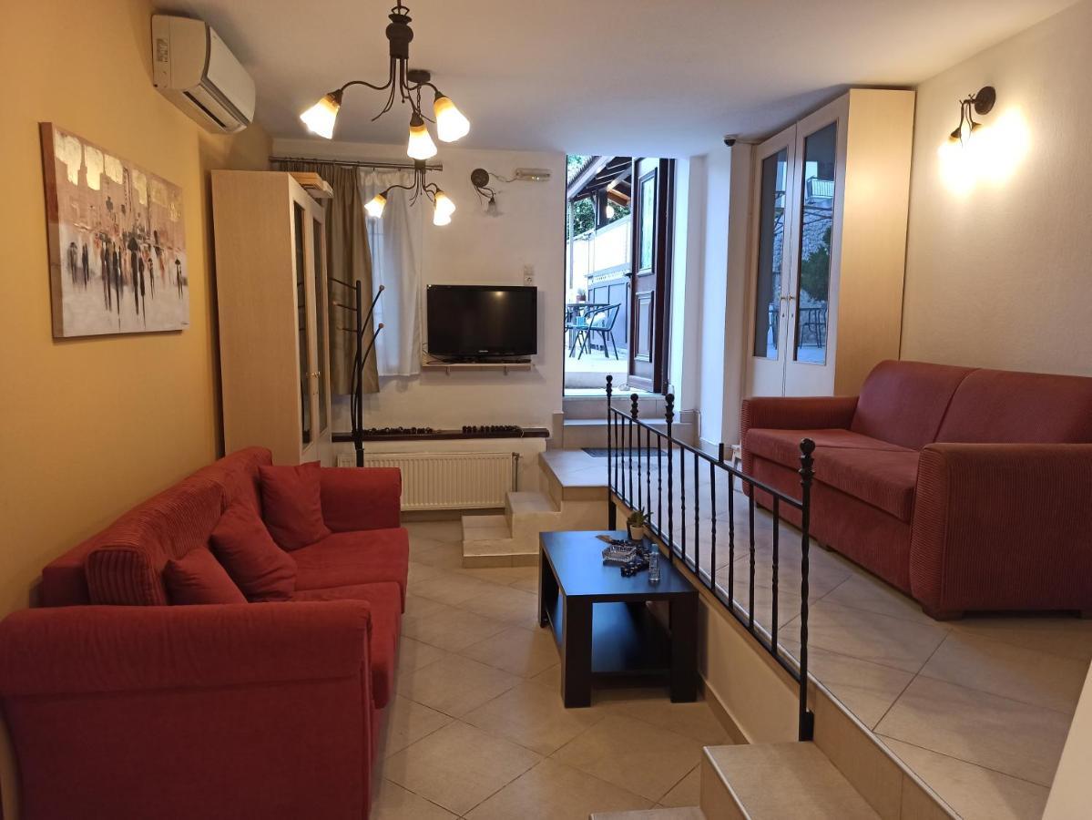 To Agioklima Hotell Ioánnina Exteriör bild